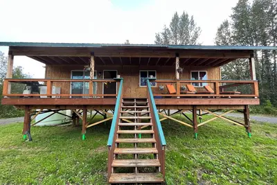 Image de Enchanting cabin on the river in charming Anchor Point, Ak