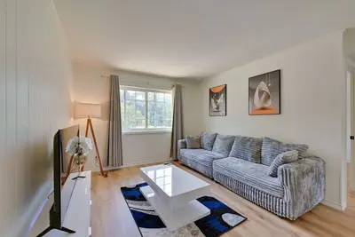 Image de The Homestead | Luxury-Cozy 2br Apartments Near Sfa & Historic Downtown Nacogdoc
