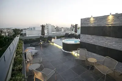 Image de Endearing Athens Suite | Helios Living Suite | 2 Bedrooms | Superb City Views |.