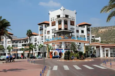 Image de Escapade douillette pour deux – Marina Retreat