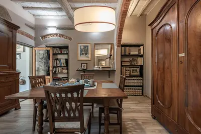 Image de Appartement 'La Casa Dei Libri' avec Terrasse Privée, Wi-Fi et Climatisation