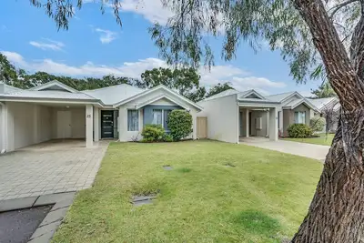 Image de Salty Sands | 2br Cottage | Walk to the Beach