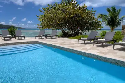 Image de Ocean View Room with Balcony Perfect for Couples Seeking Relaxation