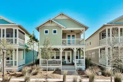 Image de Welcome to C'est LaLa Vie – A Relaxed + Refined Beach Escape in NatureWalk at Seagrove