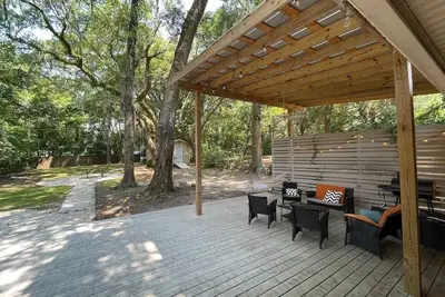 Image de Huckleberry Flynn: Spacious + Comfy + Arcade Room!
