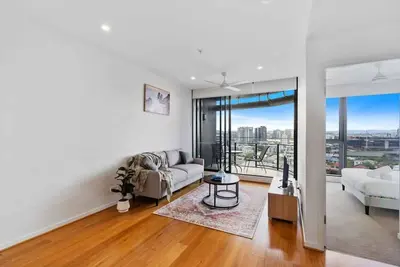 Image de Capri - Executive 1br in Fortitude Valley plus parking