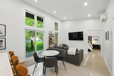 Image de New! 500 House - Unit B 2-Bedroom Townhouse - Handicap accessible