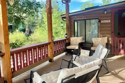 Image de The Treehouse - Peaceful Retreat, Kid-Friendly, 1 mile to Downtown Prescott
