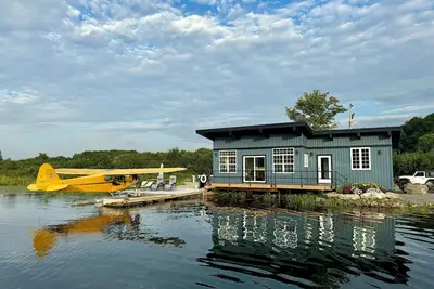 Image de Lake Front on Private 150acre Lake 1/2 between Pitt and Erie-Bring your boat!