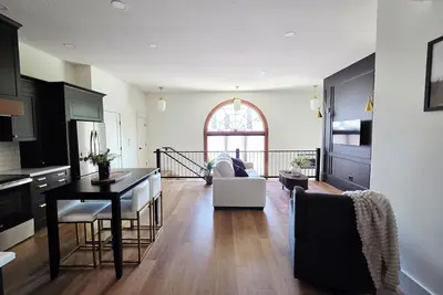 Image de Stunning Church Apartment in downtown Bluffton. Only 25 min to Lima or Findlay.