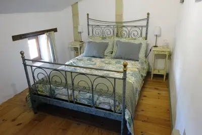 Image de Peaceful & charming 3-bedroom house in Val en Vignes