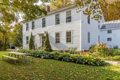 Image de Private 6-Room Vermont Inn for Groups – Daily Breakfast & Local Beers and Wines