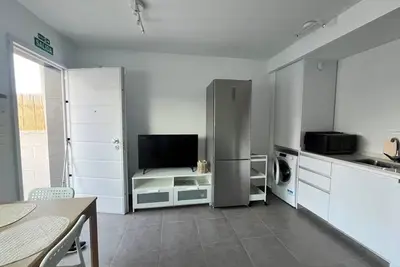 Image de Spacious 3br Family Home with Pool - Monthly Stays Welcome - Near Airport