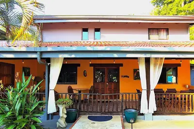 Image de Lovely Tropical Ensuite Bedroom - Pool A/C Hot H2o