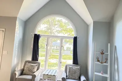 Image de Welcoming to modern 3-bedroom loft with Ac in charming Sandwich/Cape Cod