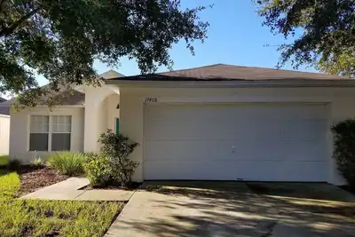 Image de This house is a 3 bedroom(s), 2 bathrooms, located in Clermont, Fl.