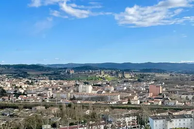 Image de Vue exceptionnelle sur la Cité de Carcassonne - parking ascenseur et terasse