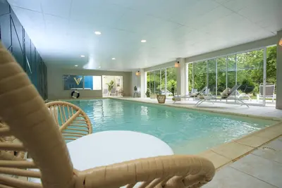 Image de Gîte luxe 16 pers -piscine chauffée