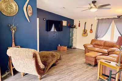 Image de Comfy Half Acre Hideaway