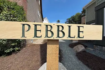 Image de Pebble @ Rock End - Ne Harbor 2nd Story Loft + Gym Access