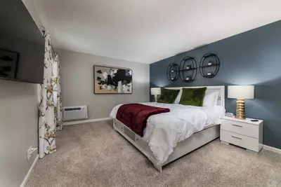 Image de Peaceful King Suite near Fsac & Proactive Sports w/ Gym Access & 1 Gig WiFi