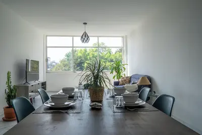 Image de Beautiful minimalist loft overlooking the park, in the Nápoles neighborhood