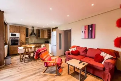 Image de Cosy et lumineux trois pièces proche du centre
