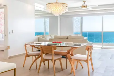 Image de Encantame Towers 2Bedrom| Rooftop Pool |Lazy River