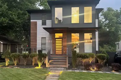 Image de 3-bedroom charming house in west midtown Atlanta with  fitness room