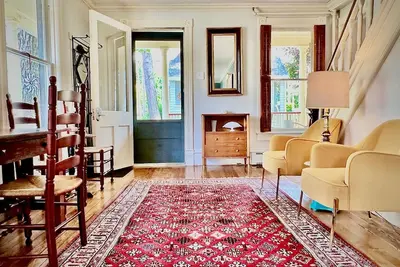 Image de Beautiful 8-bedroom family home in Heart of Chautauqua Institution