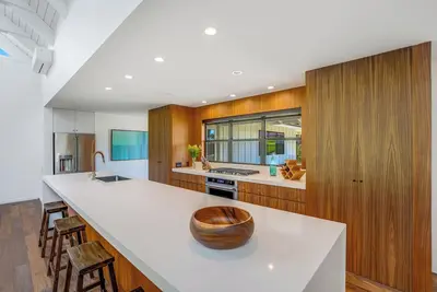 Image de 3br/2, 5 Ba Modern Hawaiian Plantation Home with Ac-Poipu