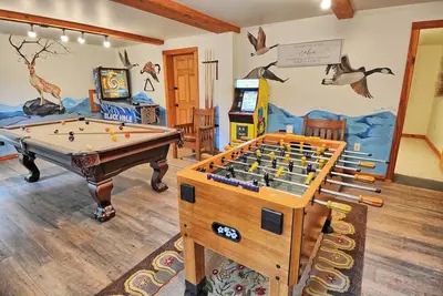 Image de King of the Hill-4br, Game Room, Wifi, Private
