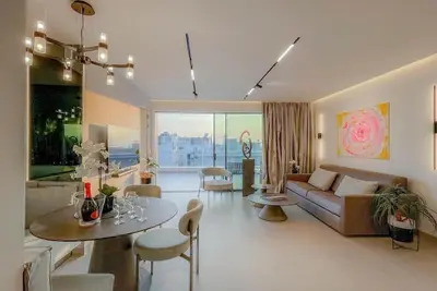 Image de Luxury Penthouse 2 Bdr