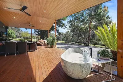 Image de Temple of the Quiet Vale