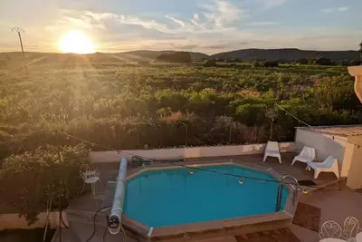 Image de Villa spacieuse avec piscine, vue mer et garrigue, 5 mins de la plage en voiture