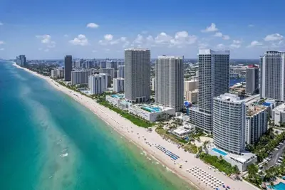 Image de Coastal Chic Beach Ocean View Large 1Br/1Ba