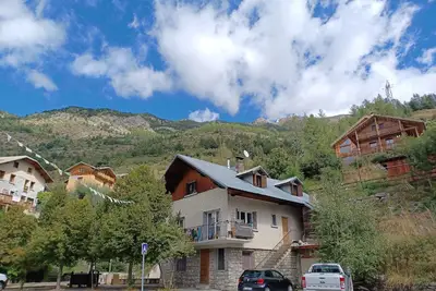 Image de Disponible! Appartement sous les toits dans chalet à Vars Saint Marcellin