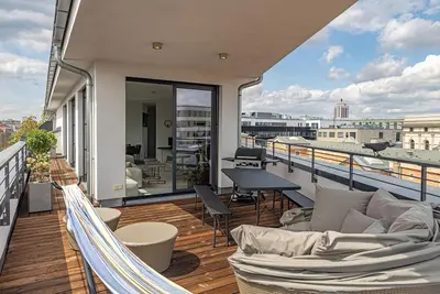 Image de Modern & Exclusive Penthouse in Top Location  w/ Roof Terrace & Garage