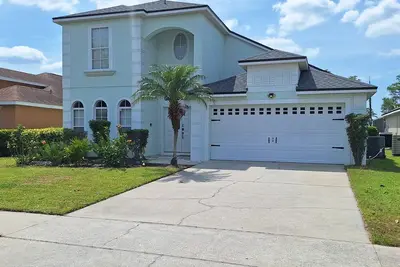 Image de Luxury Villa - Family Oasis with Private Pool - close to Disney and Universal!