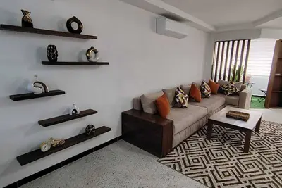 Image de Large & modern apartment in downtown Fès. Great for Families!
