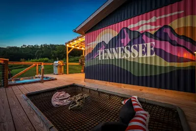 Image de Hill Gem| Heated Cowboy Pool- Hot Tub- Games- Views