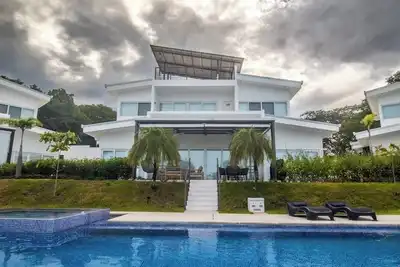 Image de Your Costa Rican escape, steps from the beach. Surf paradise in Playa Avellana