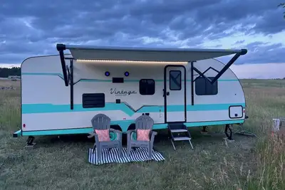 Image de Turquoise Tilly - It's a Vibe!