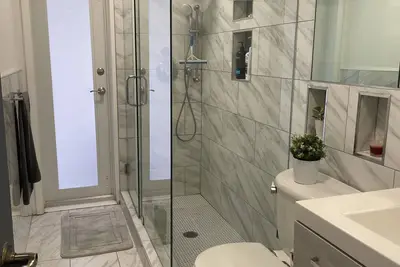 Image de Cozy and Comfortable home to enjoy with family and friends