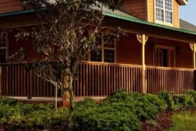 Image de Unique, River Ranch & Rodeo, Fl 2 Cabins Nov 1-8. Enjoy Exhilarating Activities