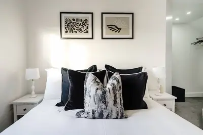 Image de Unique -2 bedroom Flat with Smart Tv Cardiff