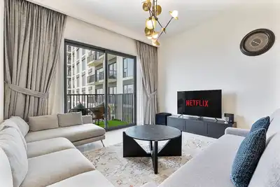 Image de Bright 1br Apt in Dubai Hills | Near Burj Khalifa