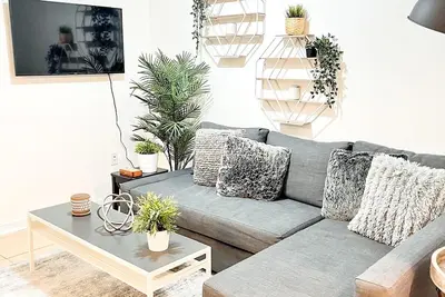 Image de Cozy 2 Bedroom Retreat in Heartland