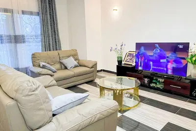 Image de Appartement meublé 2 chambres Bonanjo (102). RÉSIDENCE Prestige Kgv (Douala