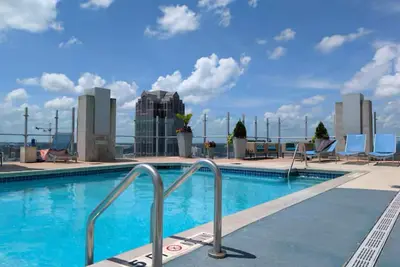 Image de Charming 2-bedroom apartment in delightful Raleigh with Ac, fitness room